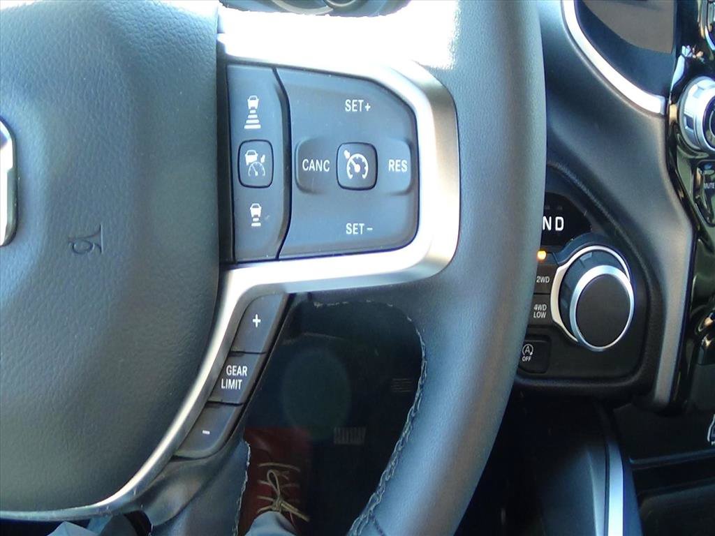 Used 2025 RAM 1500 Big Horn AWD/4WD image 22