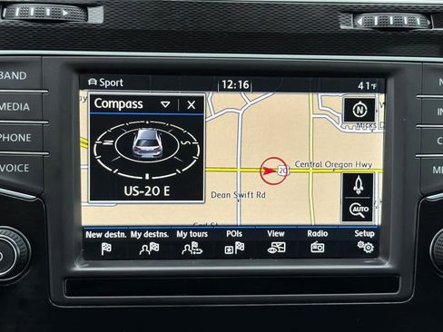 Used 2016 Volkswagen GTI Autobahn w/ Lighting Package (SEL) image 21