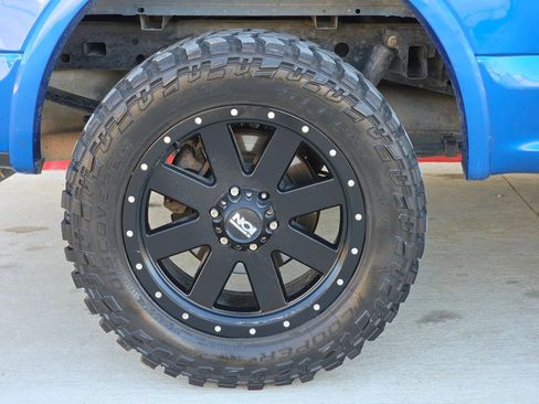 Used 2015 Ford F150 Lariat image 32