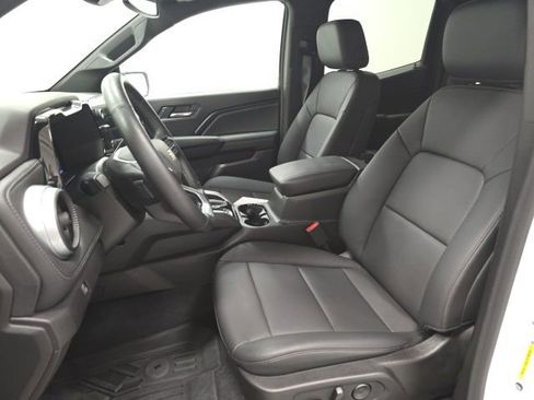 New 2025 Chevrolet Colorado LT w/ LT Convenience Package image 19