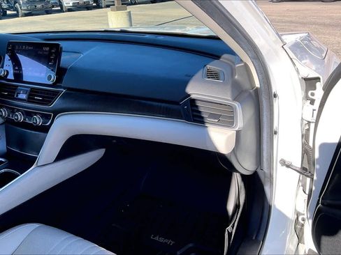 Used 2021 Honda Accord EX-L image 17