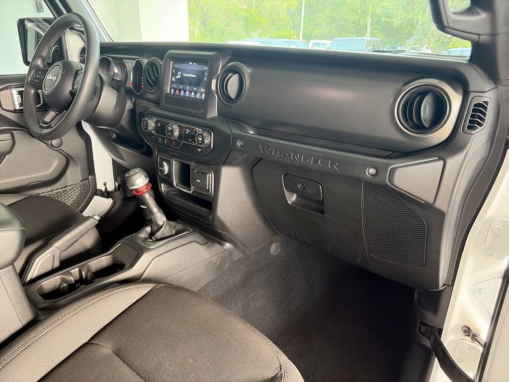 Used 2023 Jeep Wrangler Sport AWD/4WD image 26