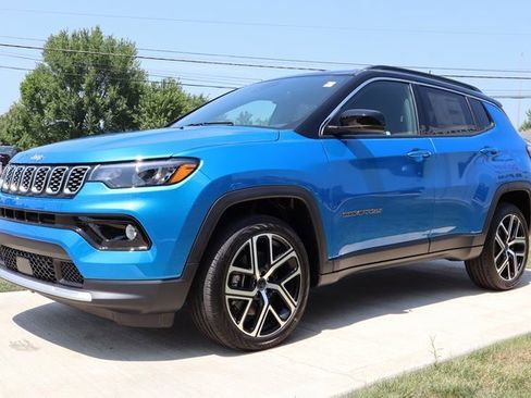 New 2025 Jeep Compass Limited image 6