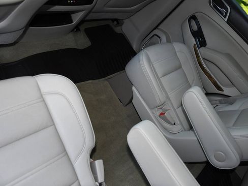 Used 2016 GMC Yukon Denali w/ Open Road Package AWD/4WD image 17