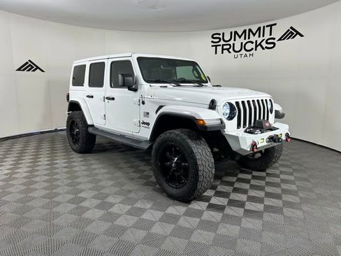 Used 2021 Jeep Wrangler Unlimited Sahara AWD/4WD image 9