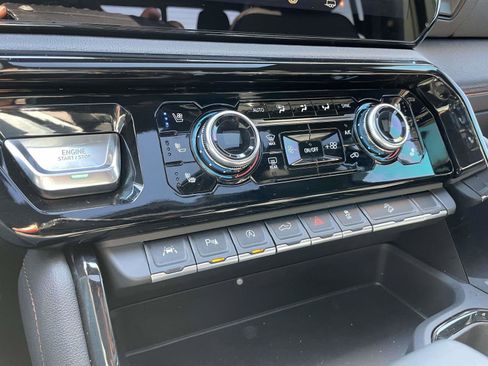 Used 2025 GMC Sierra 1500 AT4 w/ AT4 Premium Package image 16