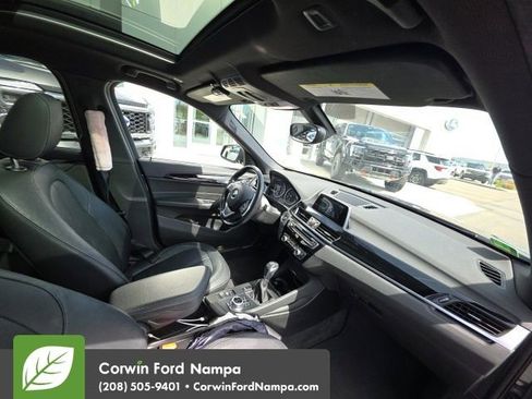Used 2018 BMW X1 xDrive28i image 17