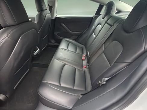 Used 2023 Tesla Model 3 Standard Range image 20