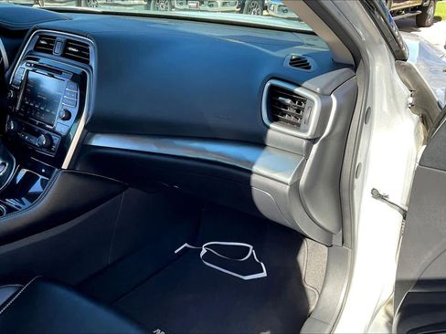 Used 2023 Nissan Maxima SV w/ Floor Mat Group image 17