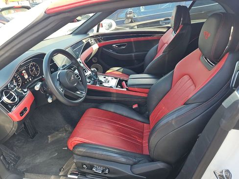 Used 2020 Bentley Continental GT V8 image 2