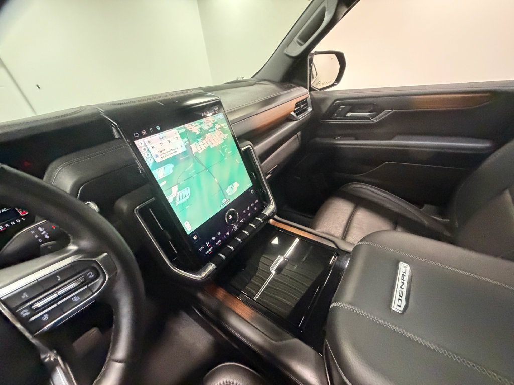 Used 2025 GMC Yukon Denali w/ Denali Reserve Package AWD/4WD image 86