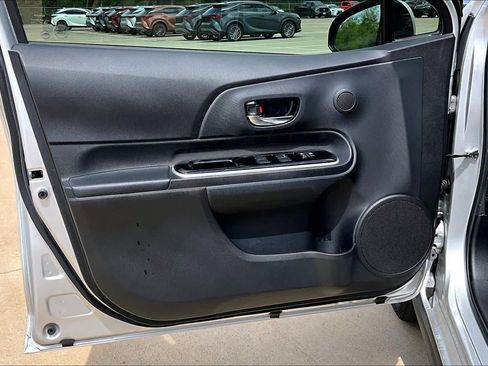 Used 2018 Toyota Prius C Two image 22