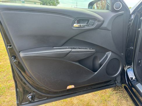 Used 2018 Acura RDX AWD w/ Advance Package image 9