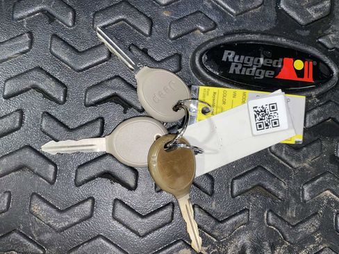 Used 2013 Jeep Wrangler Unlimited Sport image 20