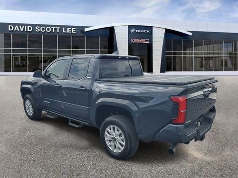 Used 2024 Toyota Tacoma SR5 AWD/4WD image 3