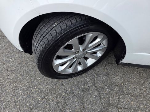 Used 2016 Land Rover Range Rover HSE image 26