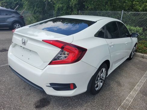 Used 2018 Honda Civic LX image 3