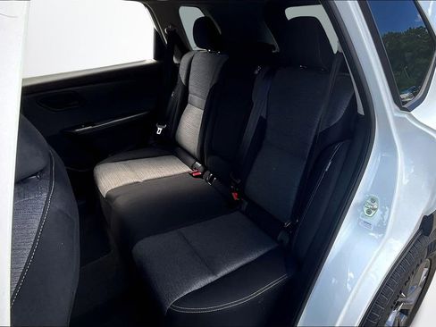 Used 2021 Nissan Rogue S image 22