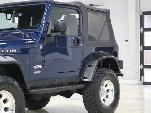Used 2004 Jeep Wrangler Rubicon image 30