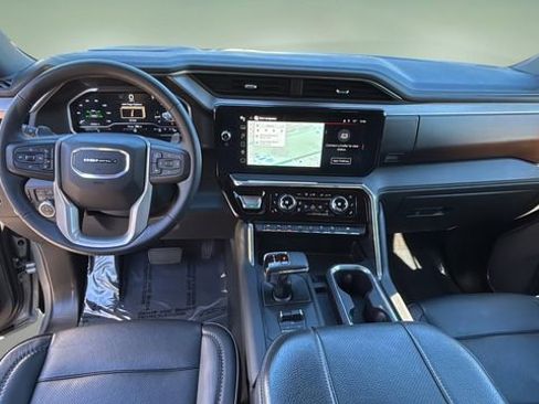 Used 2023 GMC Sierra 1500 Denali w/ Denali Reserve Package image 16