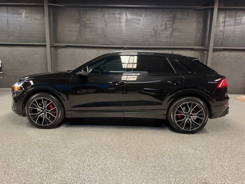 Used 2022 Audi SQ8 Prestige w/ Prestige Package AWD/4WD image 2