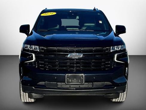 Used 2024 Chevrolet Tahoe RST w/ Sport Performance Package image 3