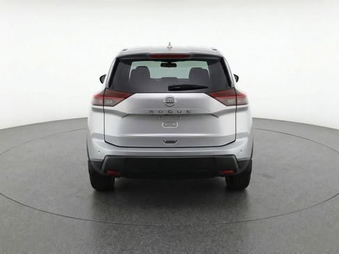 Used 2025 Nissan Rogue SV image 7