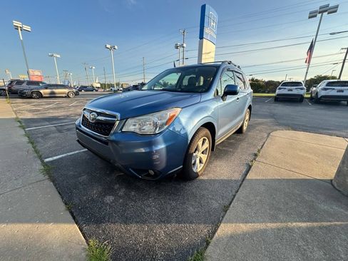 Used 2015 Subaru Forester 2.5i Limited AWD/4WD image 7