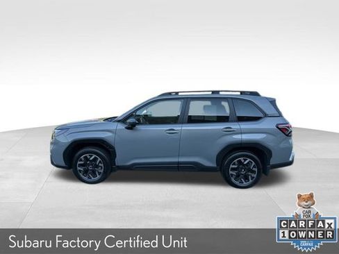 Certified 2025 Subaru Forester Premium AWD/4WD image 5