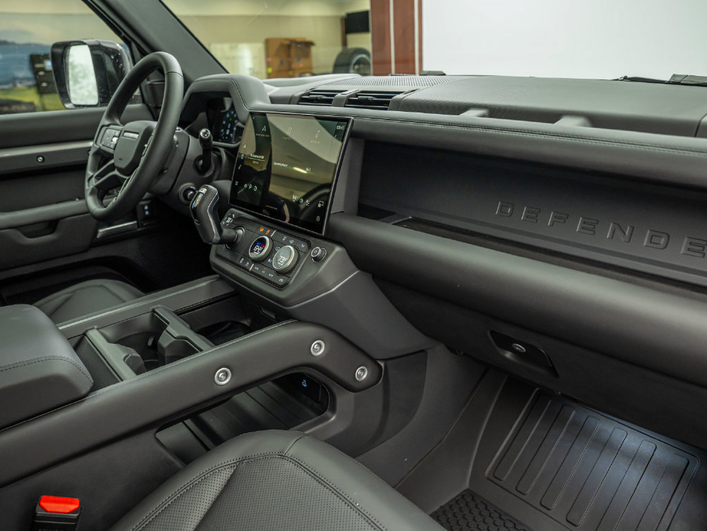 New 2026 Land Rover Defender 110 S AWD/4WD image 35