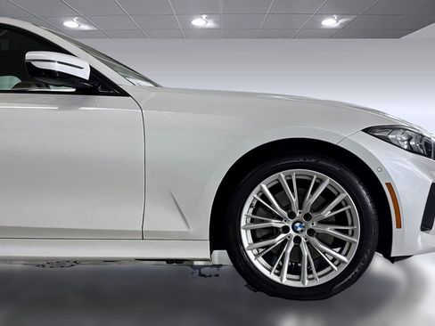 Used 2023 BMW 330i Sedan w/ Parking Assistance Package RWD image 34