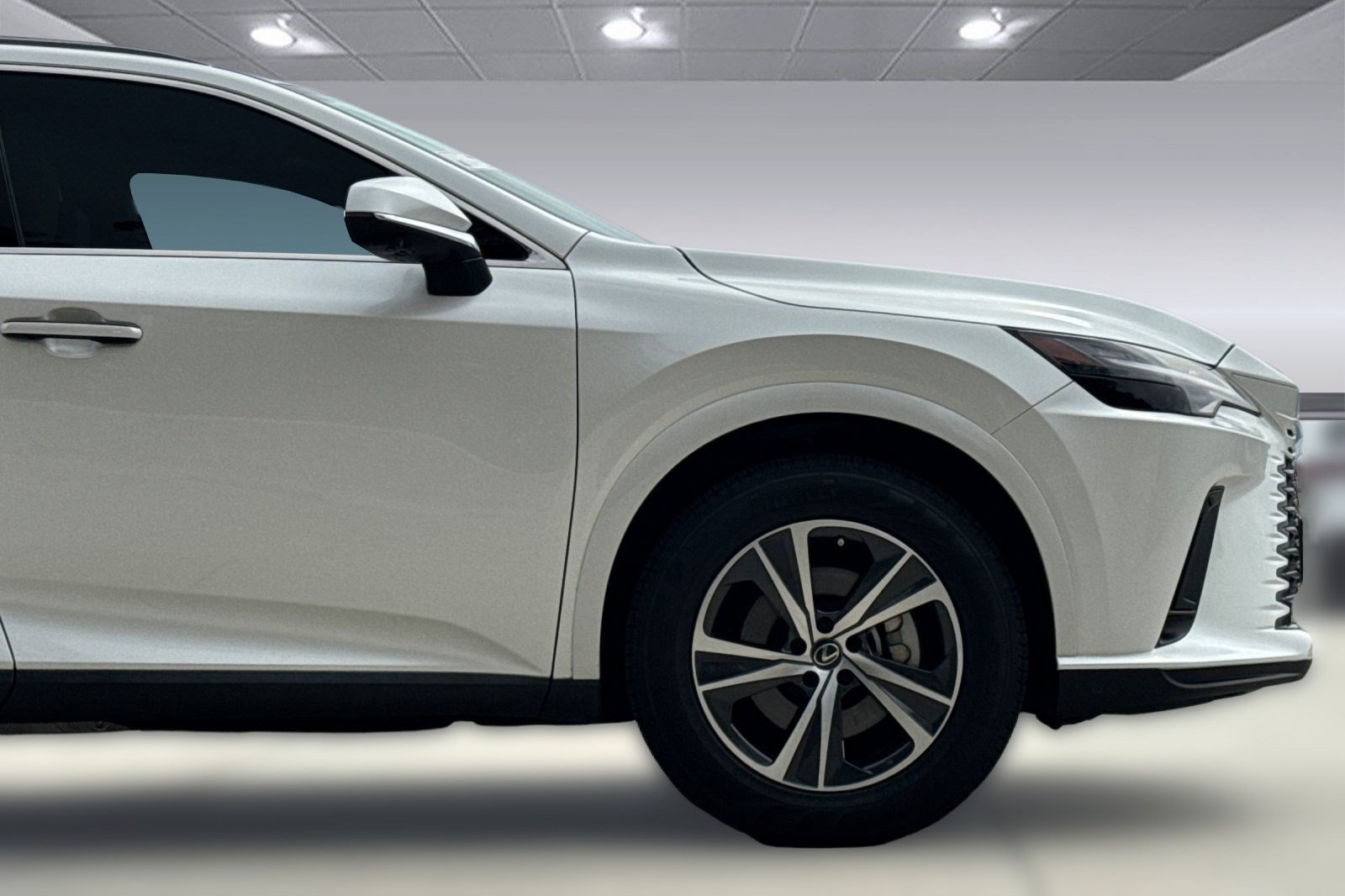 Used 2024 Lexus RX 350 Premium w/ Accessory Package (Z1) FWD image 35