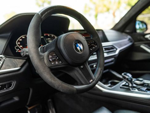 Used 2022 BMW X7 M50i w/ Dynamic Handling Package AWD/4WD image 13