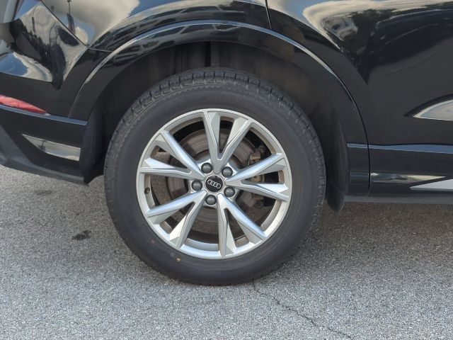 Used 2025 Audi Q3 2.0T Premium AWD/4WD image 34