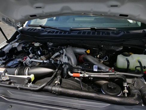 Used 2025 Ford F250 XL RWD image 42