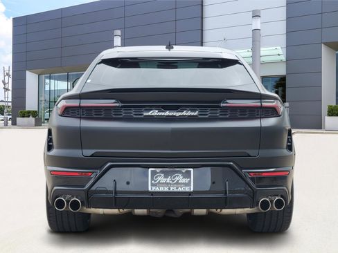Used 2025 Lamborghini Urus SE image 4