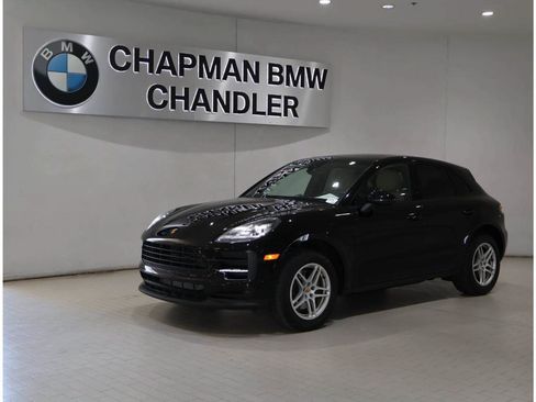 Used 2019 Porsche Macan AWD/4WD image 1