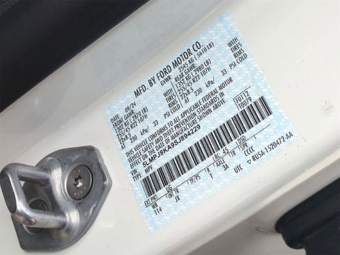 Used 2025 Lincoln Nautilus Reserve w/ Jet Appearance Package image 36