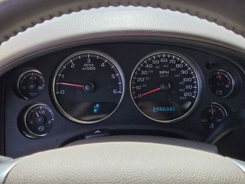 Used 2007 GMC Yukon SLE RWD image 17