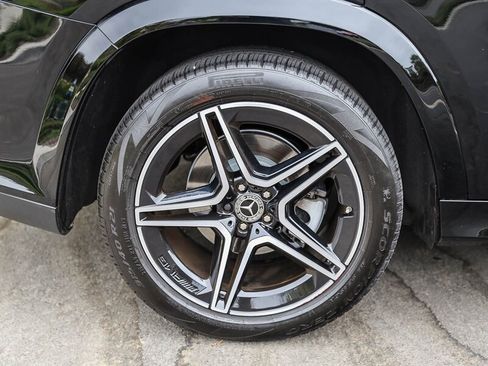 Used 2022 Mercedes-Benz GLS 450 4MATIC image 13