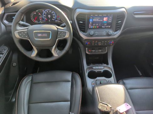 Used 2022 GMC Acadia AT4 w/ Technology Package AWD/4WD image 34