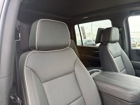 New 2026 GMC Yukon XL Elevation AWD/4WD image 60