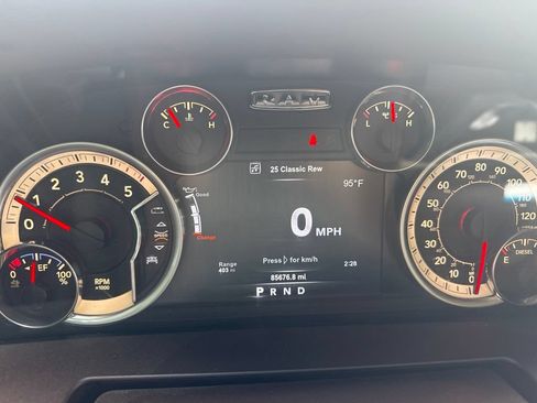 Used 2017 RAM 1500 Laramie w/ Convenience Group AWD/4WD image 20