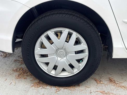 Used 2005 Toyota Sienna LE FWD image 7