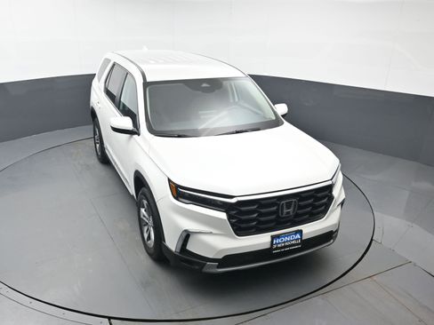 Certified 2024 Honda Pilot EX-L image 44