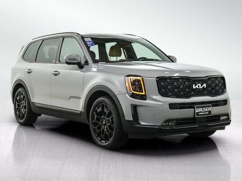 Used 2022 Kia Telluride SX w/ SX Prestige Package AWD/4WD image 8