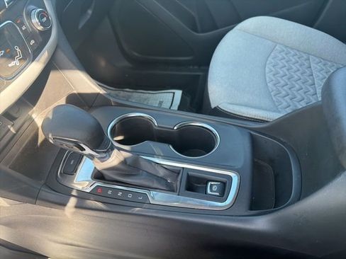 Used 2023 Chevrolet Equinox LS w/ LS Convenience Package image 16