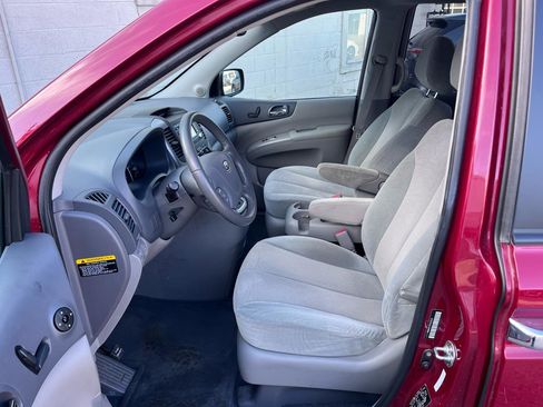 Used 2012 Kia Sedona EX image 25