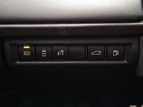 Used 2026 Toyota Camry XSE AWD/4WD image 31
