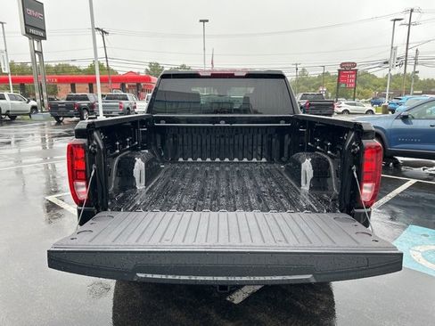 New 2026 GMC Sierra 1500 Elevation image 3